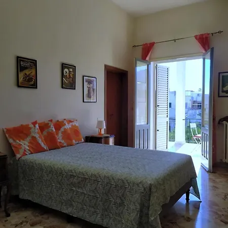 Casa Margi 1968 아파트 레체